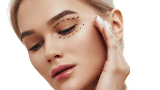Blefaroplastyka powiek górnych i dolnych
